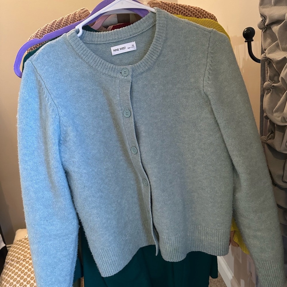 Nine West very soft Light Blue mint gray Cardigan